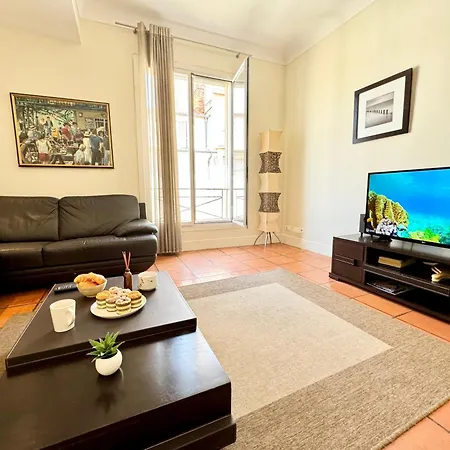 Appartement Grand Palais 4p Bob1309 *